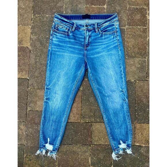 Buckle Black hi rise distressed hems ankle skinny jeans size 30x25" - Picture 2 of 5